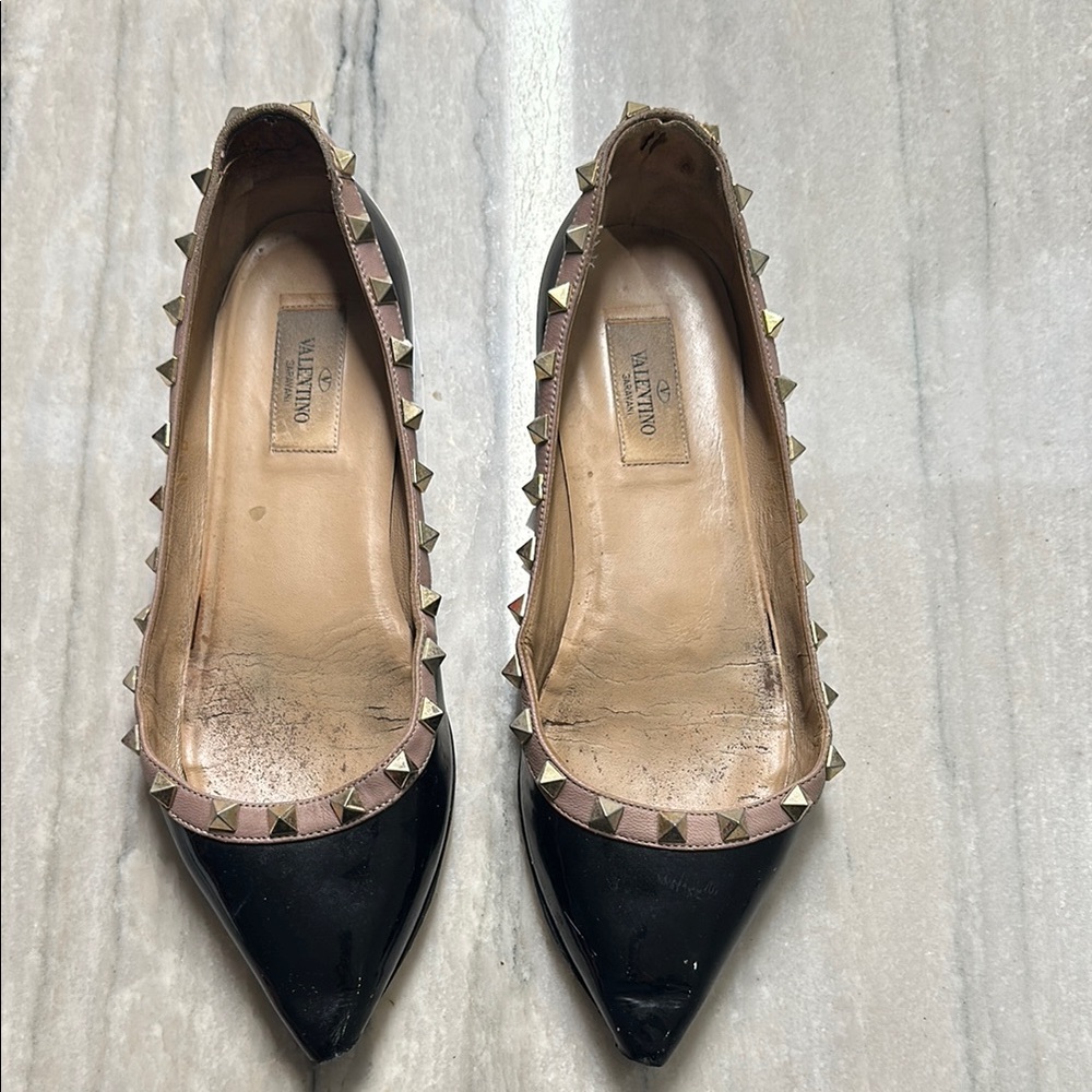 Valentino Rockstud Flats - well worn